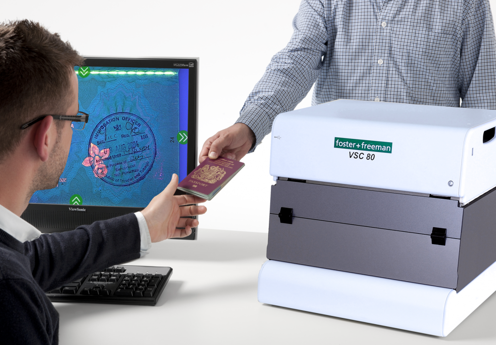 VSC80 document workstation for the forensic examination of documents